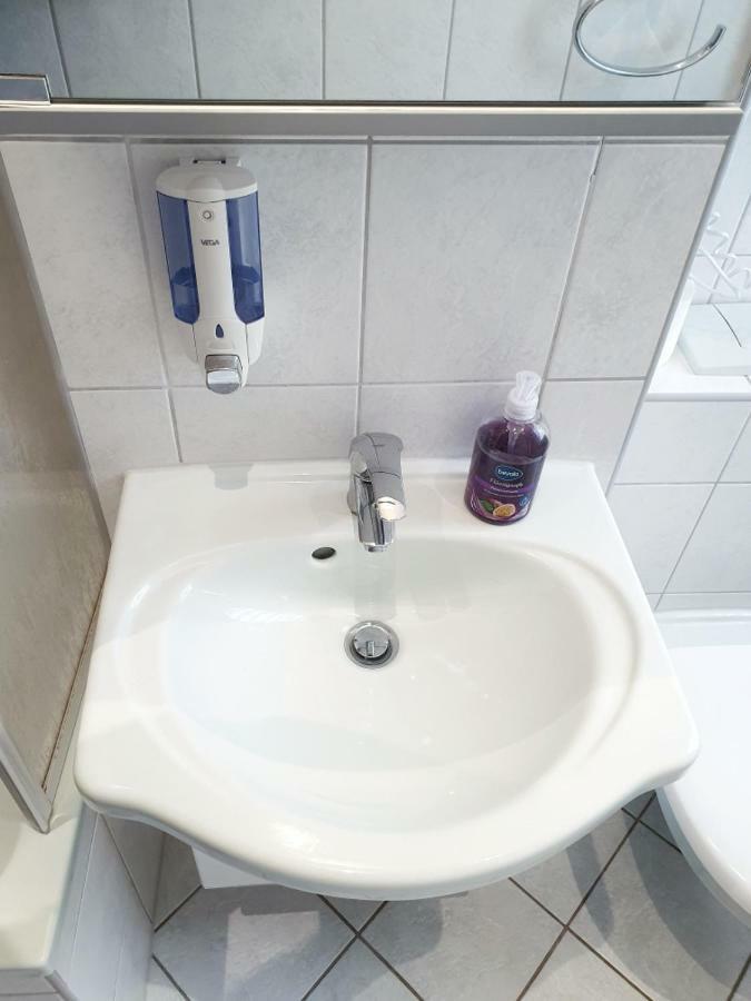 Komfort Ferienwohnungen Zwenkauer See Exterior foto